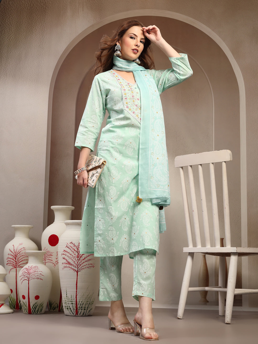 Women Green Pure Cotton Kurta Sets