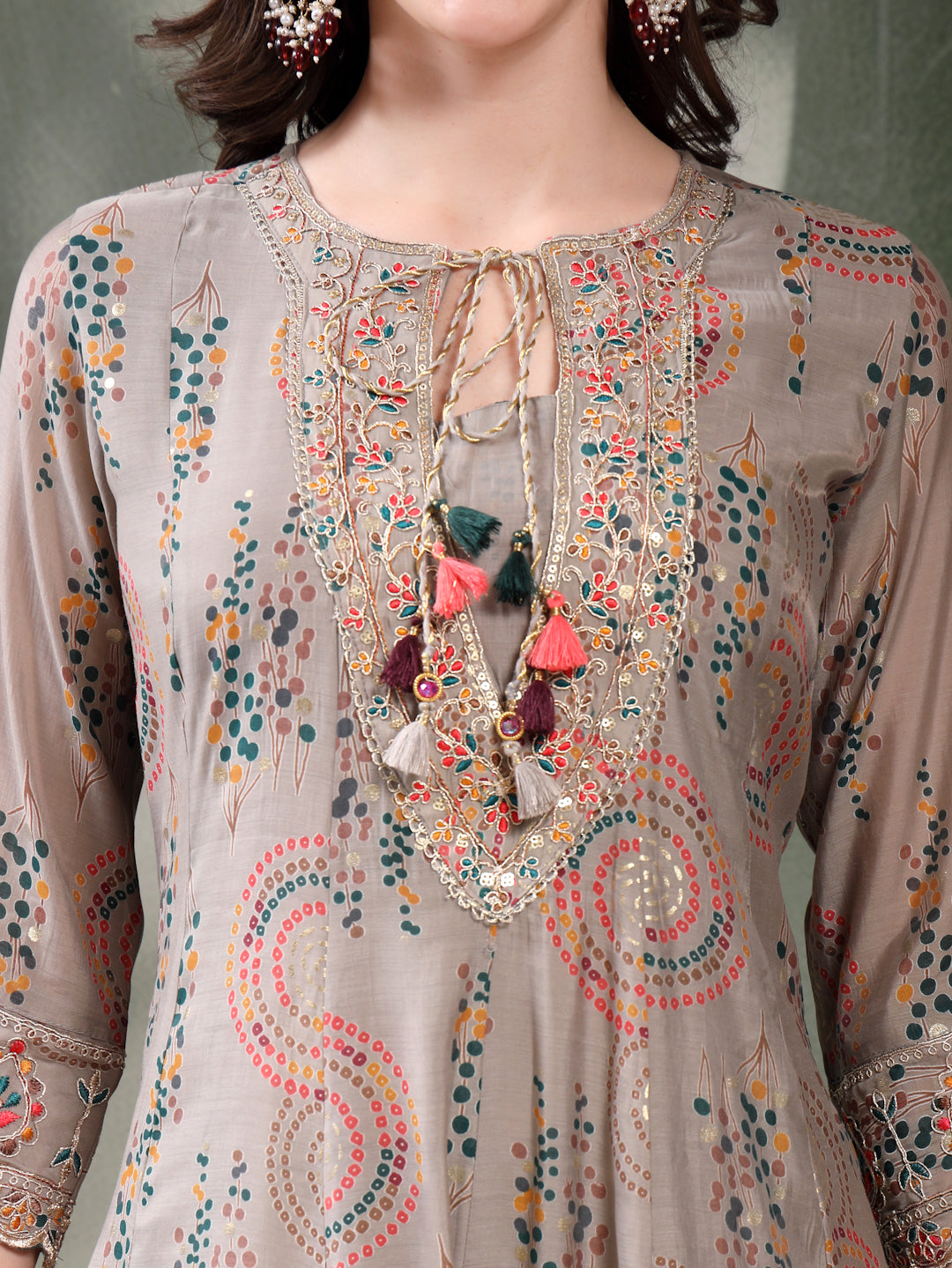 Women Grey Embroidered Pure Silk Tie-Up Neck Kurta & Trousers With Dupatta