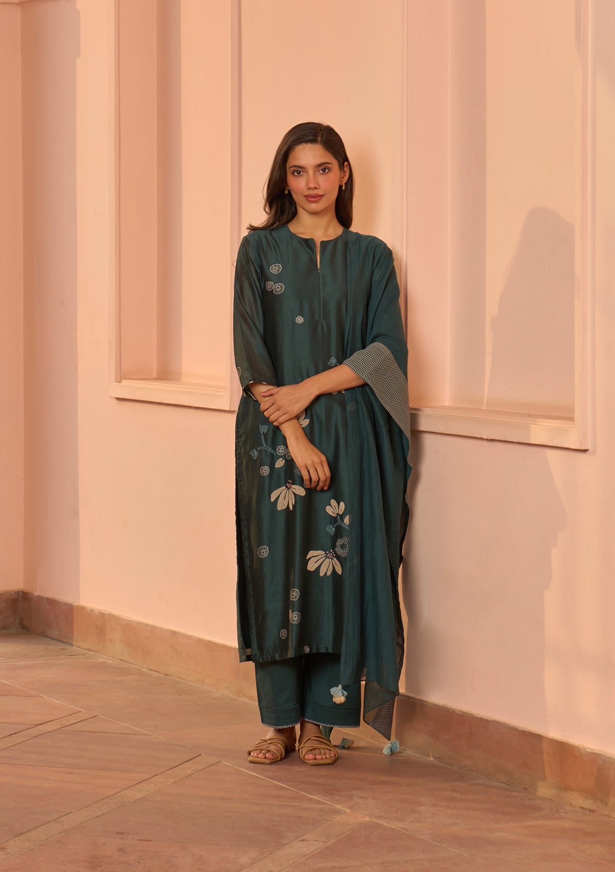 Jade Embroidered Kurta Set